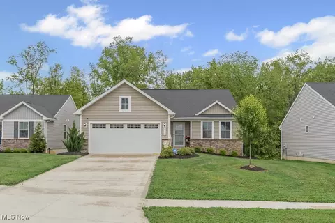 2779 Steeb Dr, Norton, OH 44203 photo 2