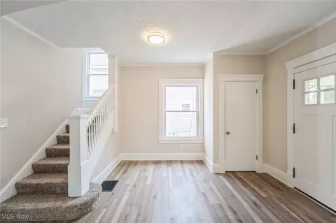 Entry Way - 1206 Middle Ave, Elyria, OH 44035 photo 1 of 2