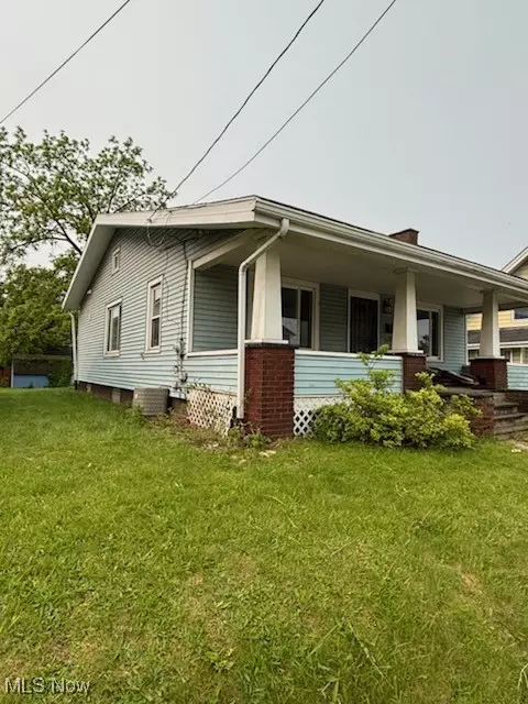 2150 2nd St SE, Canton, OH 44707