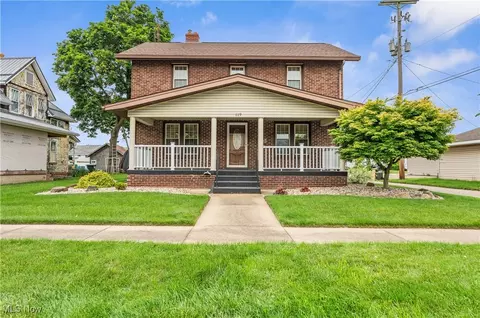 119 5th St SW, Strasburg, OH 44680
