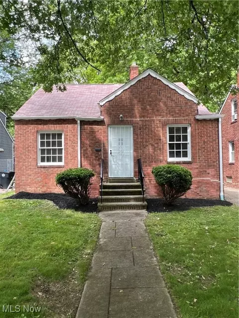 4914 W 14th St, Cleveland, OH 44109