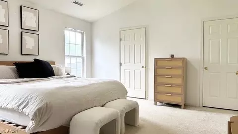 Bedroom - 511 Nobottom Rd, Berea, OH 44017 photo 3 of 7