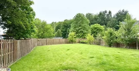 Exterior - 511 Nobottom Rd, Berea, OH 44017 photo 2 of 2
