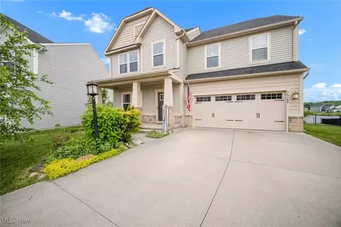 36189 Waterscape Ct, North Ridgeville, OH 44039