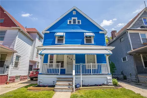 1215 E 113th St, Cleveland, OH 44108