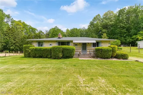 4937 Stevens Rd, Akron, OH 44319