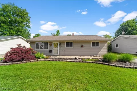 7557 Fern Dr, Mentor On The Lake, OH 44060