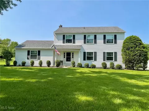 180 Atterbury Blvd, Hudson, OH 44236