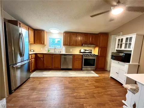 9675 Yoder Rd, Sterling, OH 44276 photo 13