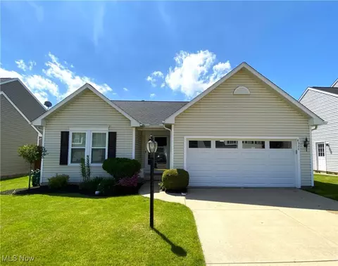 8524 Westfield Park Dr, Olmsted Twp, OH 44138