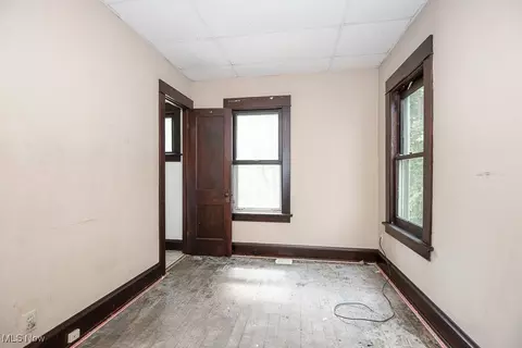 73 77 Prospect St, Berea, OH 44017 photo 40