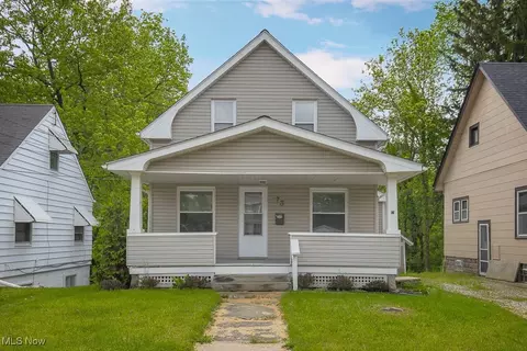 73 77 Prospect St, Berea, OH 44017