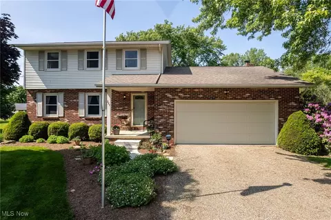 227 Burbank St, Creston, OH 44217