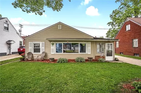 2318 21st St, Cuyahoga Falls, OH 44223