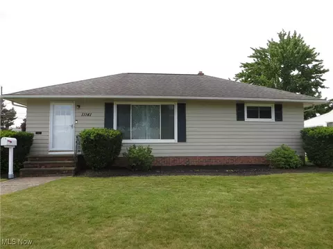 11141 Schwab Dr, Parma, OH 44130
