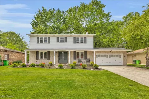 868 King George Blvd, South Euclid, OH 44121