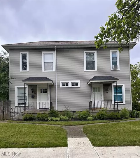 262-264 E Broad St, Elyria, OH 44035
