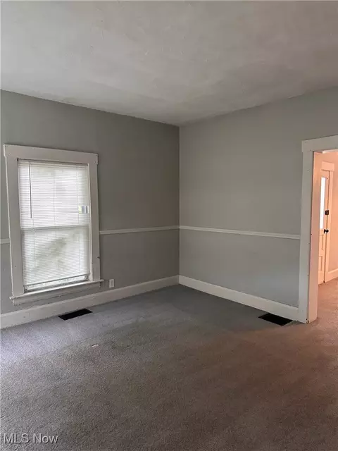 262-264 E Broad St, Elyria, OH 44035 photo 11