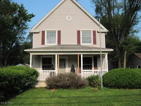 2710 W River Rd N, Elyria, OH 44035