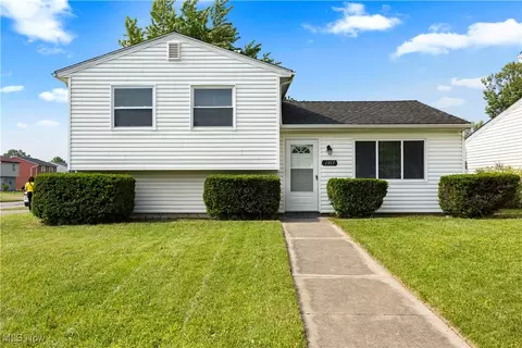 1917 Crehore St, Lorain, OH 44052