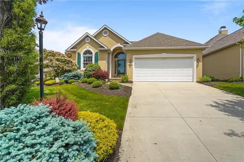 1983 Fox Trace Trl, Cuyahoga Falls, OH 44223