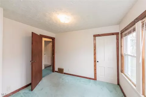 Bedroom - 1930 E 30th St, Lorain, OH 44055 photo 3 of 9