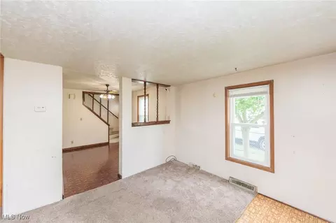 Living - 1930 E 30th St, Lorain, OH 44055 photo 6 of 6