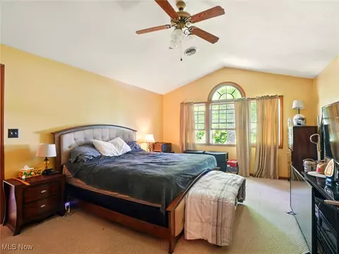 Bedroom - 2120 Deerfield Dr, Ashtabula, OH 44004 photo 1 of 4