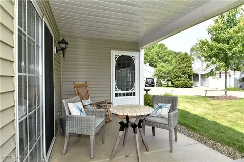 Exterior - 335 Devon Pond, Aurora, OH 44202 photo 5 of 6