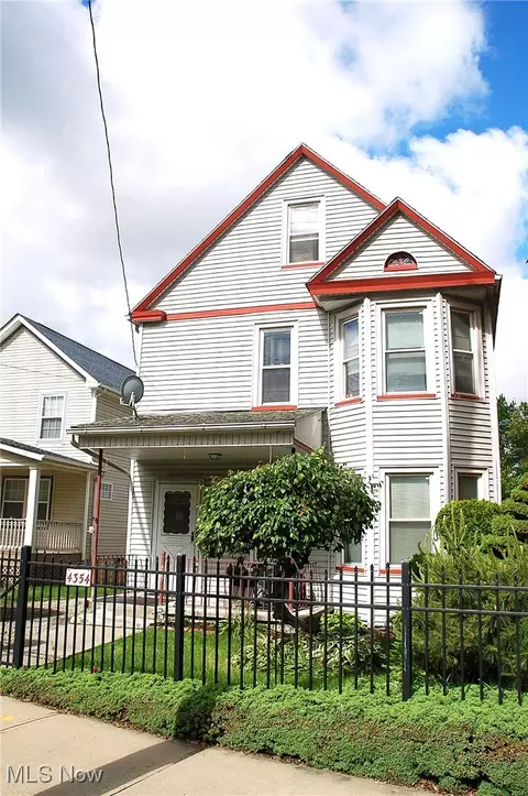 4354 E 71st St, Cleveland, OH 44105