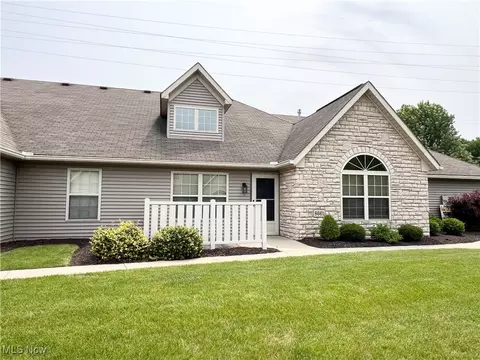 8661 Dublin Ridge Cir NW, Massillon, OH 44646