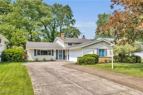 22614 Bard Ave, Fairview Park, OH 44126
