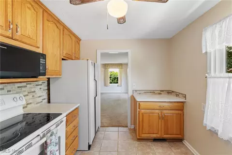 329 Grandview Ave NW, Canton, OH 44708 photo 8