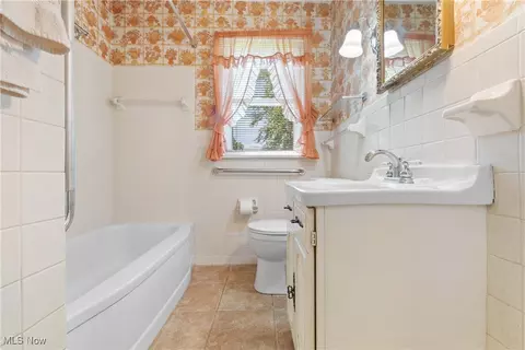 329 Grandview Ave NW, Canton, OH 44708 photo 17