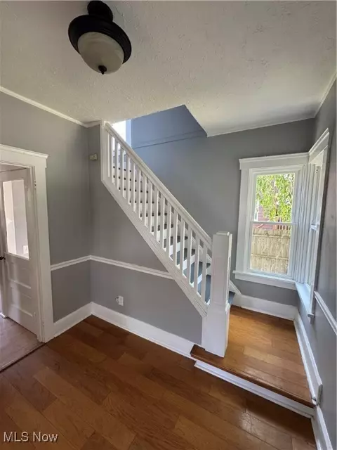 Entry Way - 1719 E 48th St, Ashtabula, OH 44004 photo 4 of 4