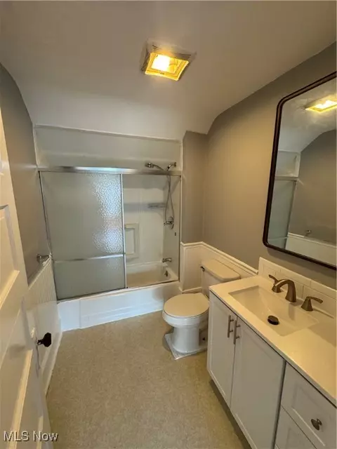 Bath - 1719 E 48th St, Ashtabula, OH 44004 photo 1 of 1