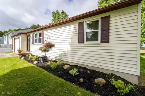 77 Strawberry Hl, Rittman, OH 44270