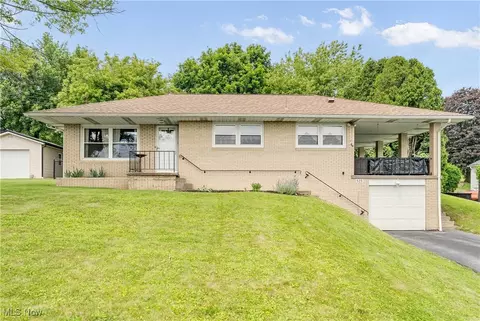 525 Hill Blvd, East Liverpool, OH 43920