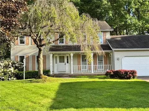4147 Chesterland Blvd, Stow, OH 44224