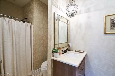 Bath - 213 Provence Pointe, Akron, OH 44333 photo 1 of 5