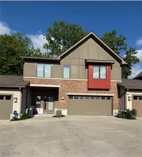 1361 Slate Ct, Cleveland Heights, OH 44118