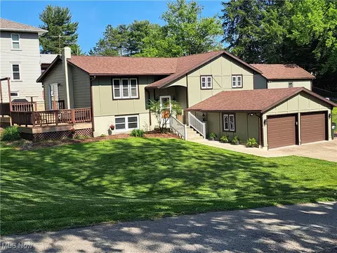 205 Lincoln Ln, New Concord, OH 43762