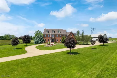 5495 Meese Rd NE, Louisville, OH 44641