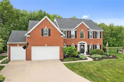 2730 Woodfield Ct, Avon, OH 44011