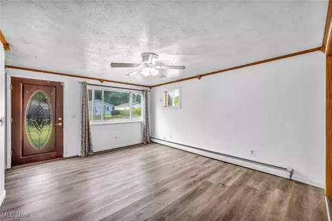 332 Morgan Ave, Elyria, OH 44035 photo 7
