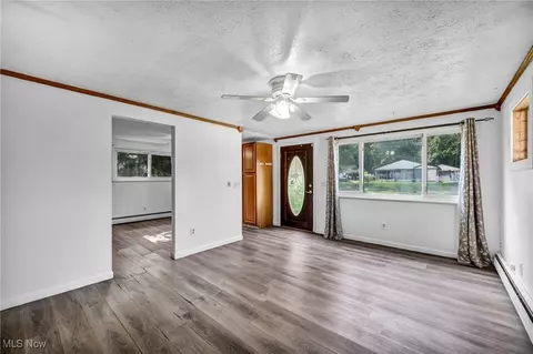 332 Morgan Ave, Elyria, OH 44035 photo 6