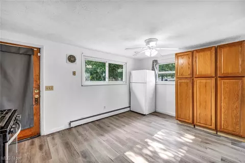 332 Morgan Ave, Elyria, OH 44035 photo 9