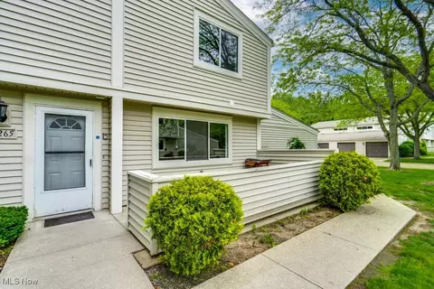 3265 Bay Landing Dr, Westlake, OH 44145