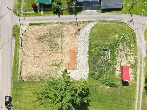 301 Old National St, Old Washington, OH 43768