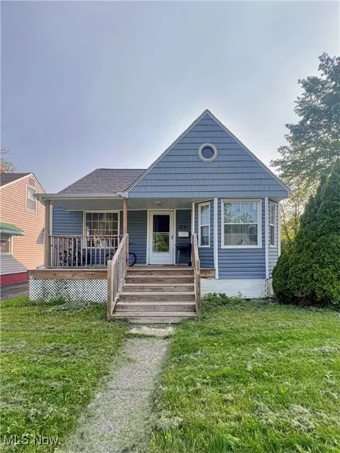 1541 E 196 St, Euclid, OH 44117